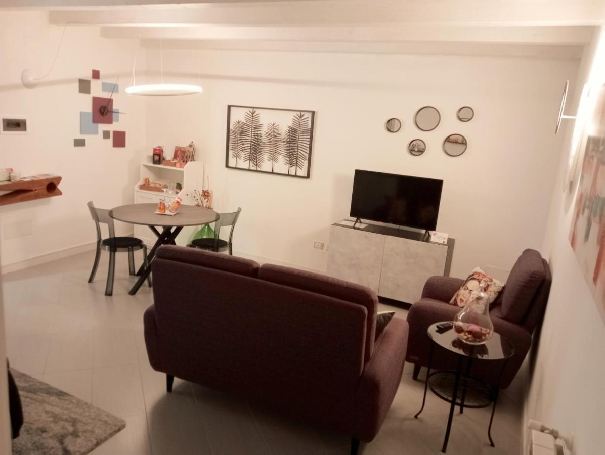 Civico22 Apartment Comacchio Exterior photo